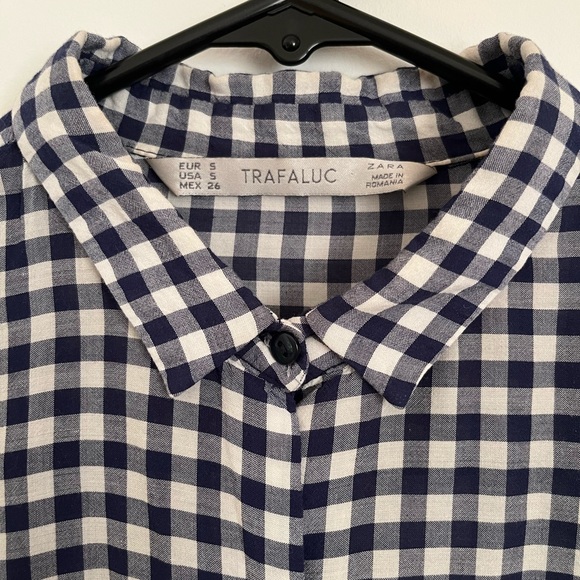 Zara Navy & White Checkered Boxy Fit Button Down - Picture 2 of 5